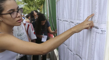 4,3 milhões de candidatos realizam o Enem em 2024