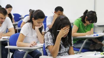 Nesta primeira etapa do processo, os estudantes respondem 90 questões de múltipla escolha