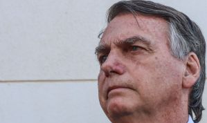 Bolsonaro faz apelo com parentes de presos no 8/1 em nova ação por anistia