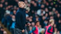 Guardiola pede comprometimento a jogadores para reação do Manchester City