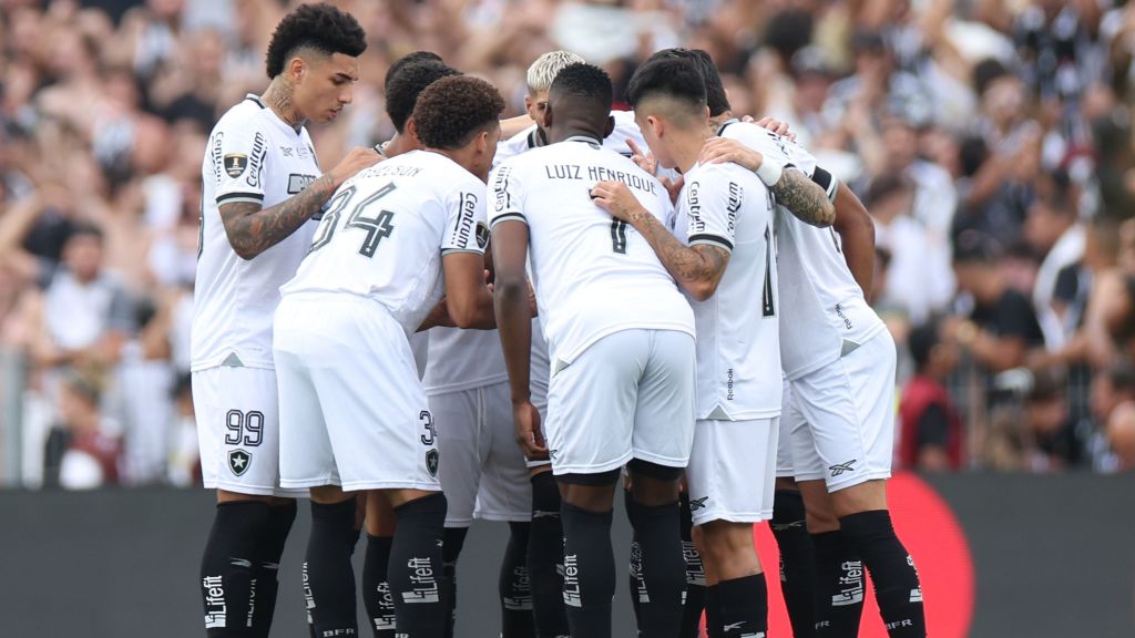 Reunião dos jogadores do Botafogo antes da final da Libertadores