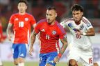 Com gol e assistência de Vargas, Chile vence Venezuela pelas Eliminatórias