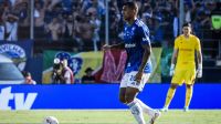 Racing x Cruzeiro: vaiado, Walace é substituído por Diniz no primeiro tempo