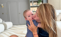 Virginia publica foto beijando José Leonardo: "Pelo menos 1 veio gostando"