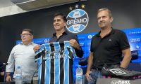 Quinteros é apresentado no Grêmio e aponta contratações para o elenco