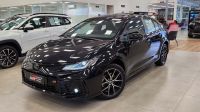 Corolla GR-Sport 2025 chega às lojas com novidades; conheça