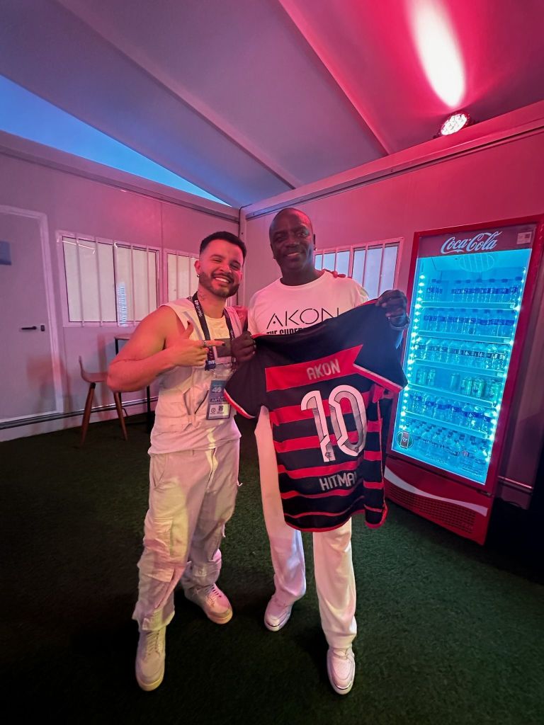 Hitmaker e Akon