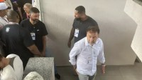 Augusto Melo e Ramón Díaz vão a jogo do Corinthians na Copinha