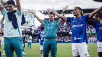 Cruzeiro desembarca em Confins horas antes de estreia no Mineiro