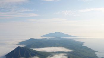 Após quase 200 anos, pesquisadores descobrem que o vulcão Zavaritskii, nas Ilhas Kuril, foi responsável por uma das maiores erupções do século 19