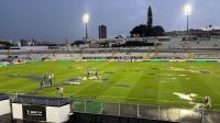 Jogo do Corinthians é adiado após temporal alagar estádio; veja vídeo