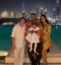 Neymar em Dubai, Hulk ao lado da esposa e mais: o Réveillon dos boleiros