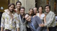 Elenco de "Tapas e Beijos" celebra Globo de Ouro de Fernanda Torres; confira