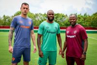 Fluminense apresenta novos uniformes de treino para a temporada 2025