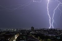 Temporal em São Paulo teve queda de mais de 3 mil raios