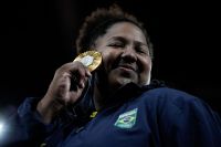 Campeã olímpica brasileira assume liderança do ranking mundial de judô