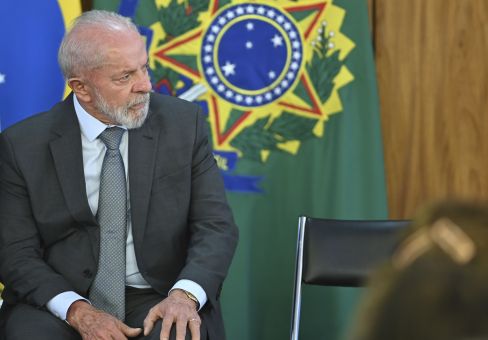 Análise: articulação política precisa do centro, mas PT pode falar mais alto