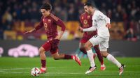 UEFA pune Roma e Frankfurt após confronto entre torcedores na Europa League