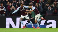 Reforços brilham, Aston Villa vira sobre Chelsea e cola no G4