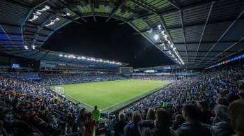 Equipes se enfrentam nesta quarta-feira (19), em Kansas City, pela primeira rodada