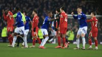 Empate dramático em Everton x Liverpool marca último dérbi do Goodison Park