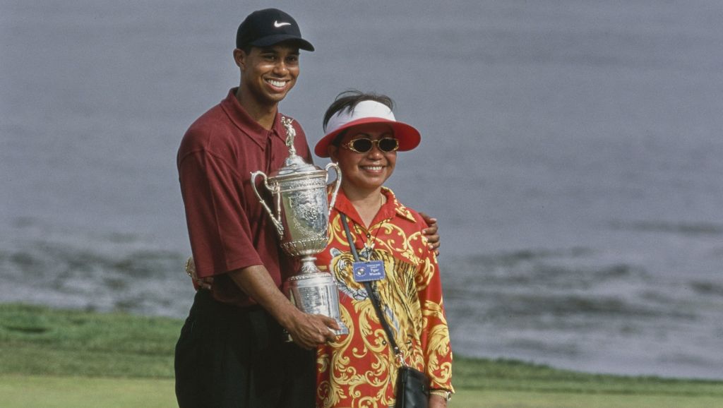 Tiger Woods e a mãe Kultida