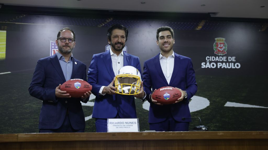 Ricardo Nunes, prefeito de São Paulo, em evento da NFL