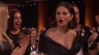 SAG Awards 2025: Selena Gomez viraliza ao reagir a prêmio de “Only Murders"