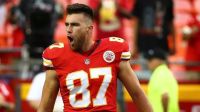 "Uma grande honra", diz Travis Kelce sobre presença de Trump no Super Bowl