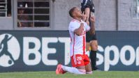 Vitinho desequilibra, Inter vence Caxias e se aproxima da final do Gauchão