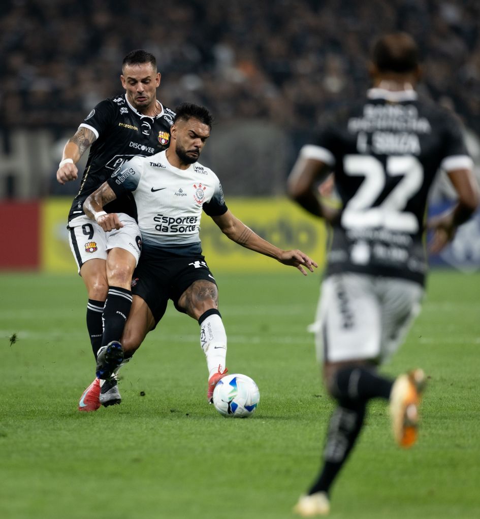 Corinthians 2 x 0 Barcelona pela Libertadores 2025