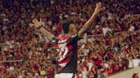 Com brilho de Bruno Henrique, Flamengo vence Vasco e vai à final do Carioca