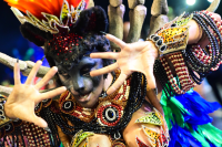 Acadêmicos do Tucuruvi une samba à cultura indígena em desfile