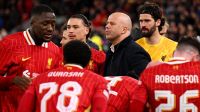 Destaque do Liverpool deve perder final da Copa da Liga por lesão