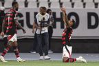 Com golaço, Flamengo vence Vasco e aumenta vantagem na semifinal do Carioca