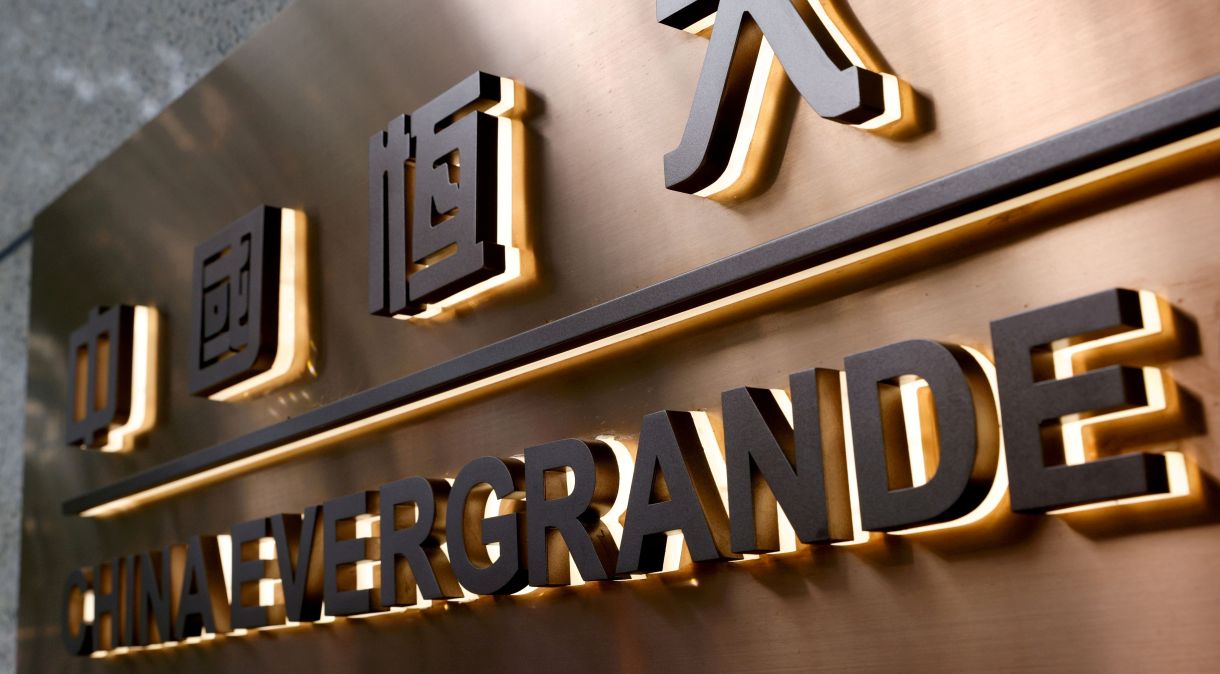 A Fitch Ratings já havia atestado a inadimplência da Evergrande, que enfrenta uma crise de liquidez que ameaça a solidez do mercado imobiliário da China.