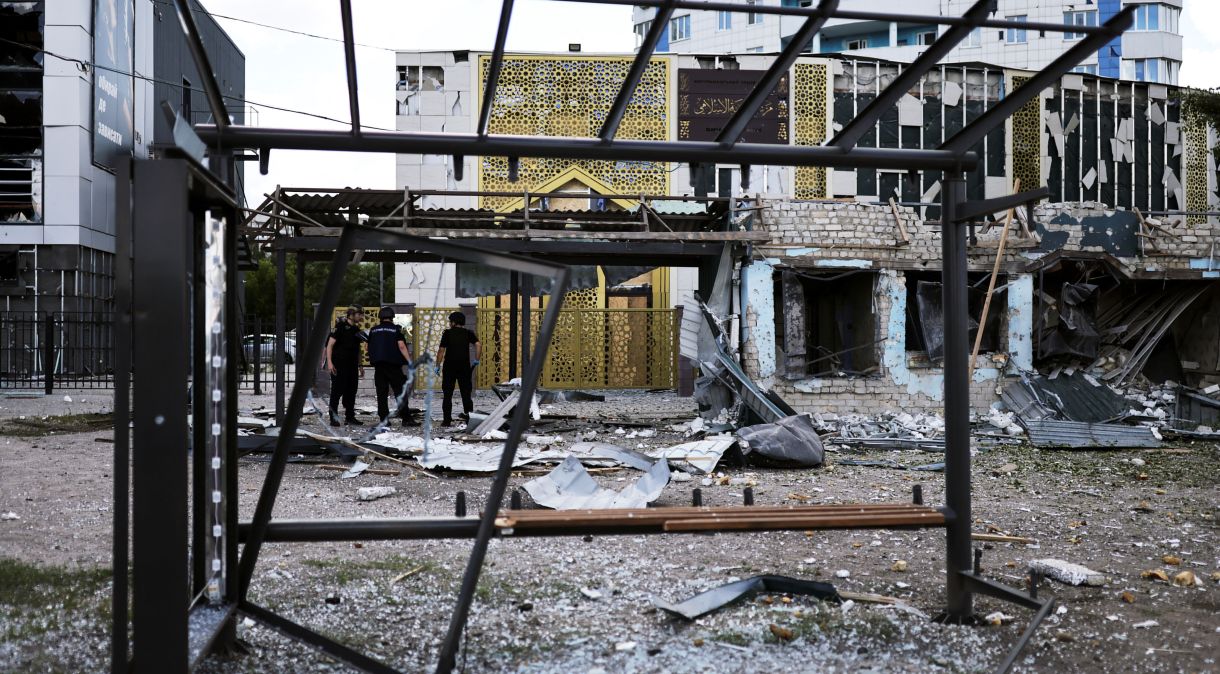 Instalações em Kharkiv, na Ucrânia, destruídas por ataque militar russo