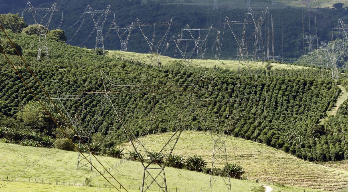 Torres de transmissão de energia no Brasil