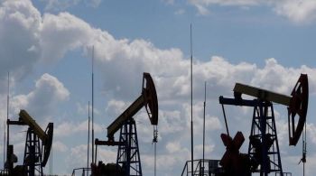 Países produtores de Petróleo informaram no domingo que vão reduzir voluntariamente suas respectivas produções