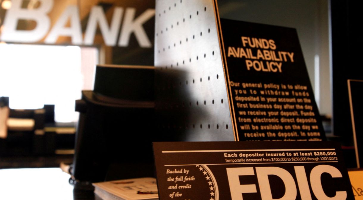 Órgão regulador bancário dos EUA Federal Deposit Insurance Corporation (FDIC)