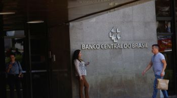Diretores do Banco Central decidem Selic na quarta-feira (2); taxa está em 13,75%, e pode cair para 13,5% ou 13,25%, de acordo com analistas