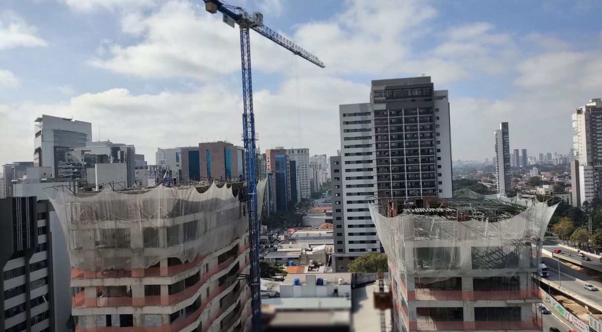 "Crescimento de 1,5% é baixo para que construção retome pico de 2013", afirma entidade.