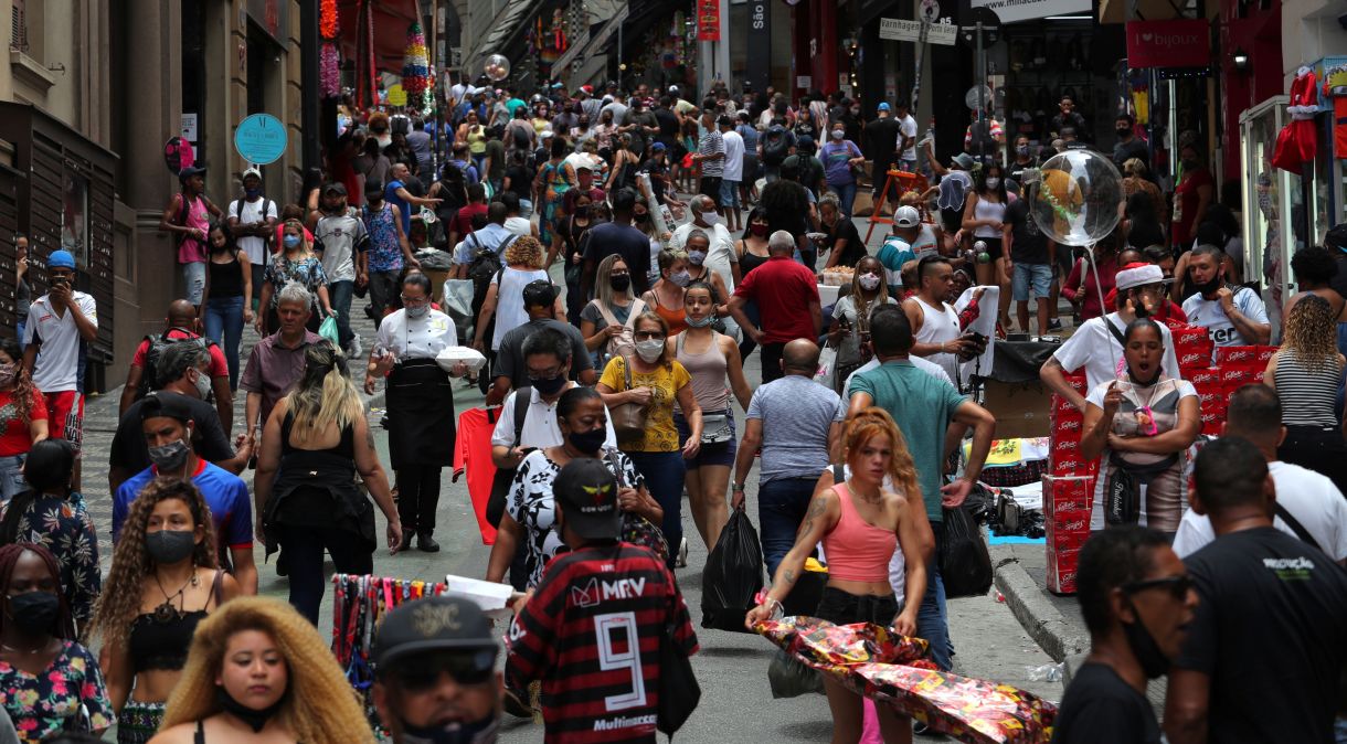 Rua de comércio em São Paulo