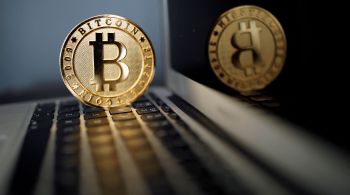 No ano, o bitcoin se valorizou cerca de 157% e o ethereum 97%