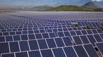 Capacidade de parques solares no país se aproxima da potência da usina de Itaipu