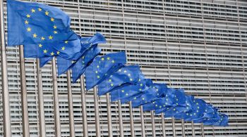 Estados membros da UE aprovaram um 13º pacote de sanções relacionadas à Ucrânia contra a Rússia na quarta-feira