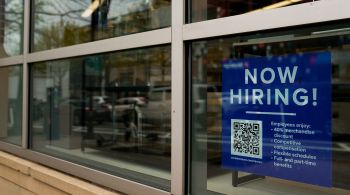 Foram abertas 184.000 vagas de emprego no setor privado no mês passado