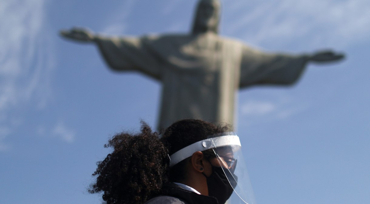 Apesar da publicação em Diário Oficial, o carioca não poderá deixar de usar as máscaras ainda