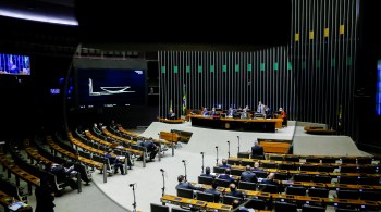 A pressão para que o partido mude a posição na votação do segundo turno ganhou força após Ciro Gomes, nome do partido para concorrer à presidência da República, anunciar a suspensão da candidatura