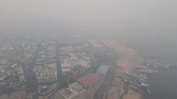 Moradores da região relataram dificuldade em respirar por conta da densa fumaça que tomou a capital amazonense